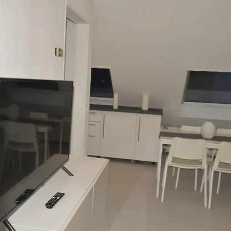 Ruettenscheid Dachgeschosswohnung Essen Zewnętrze zdjęcie